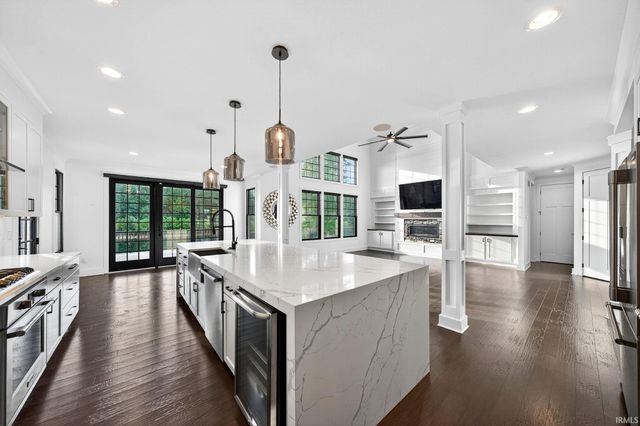 18445 Forest Glade Drive, South Bend, IN 46637