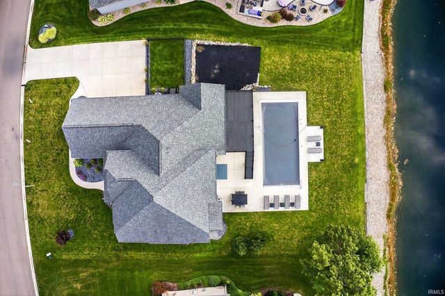 18445 Forest Glade Drive, South Bend, IN 46637