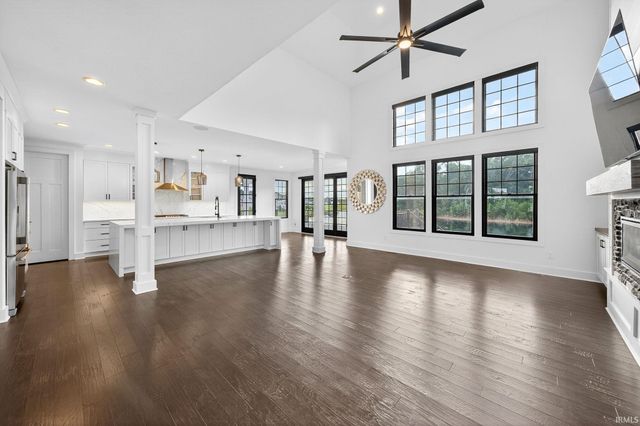 18445 Forest Glade Drive, South Bend, IN 46637