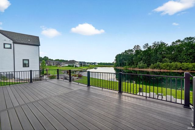 18445 Forest Glade Drive, South Bend, IN 46637