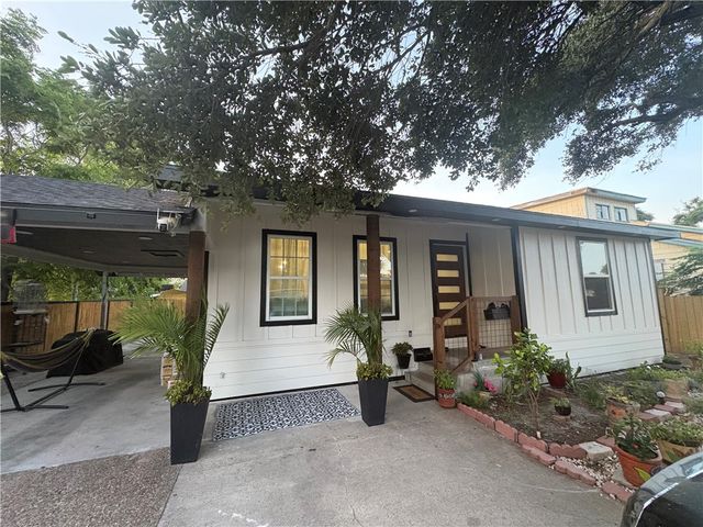 2126 Harriett Dr, Corpus Christi, TX 78416