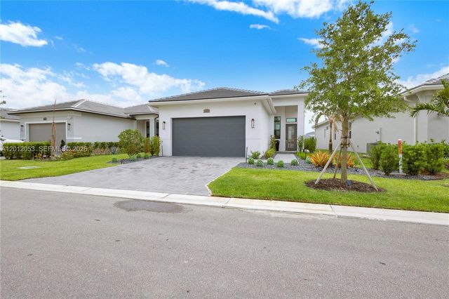 12496 SW Lunata Way, Port St. Lucie, FL 34987