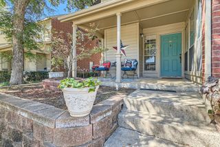 1424 Meadowood Village Drive, Fort Worth, TX 76120