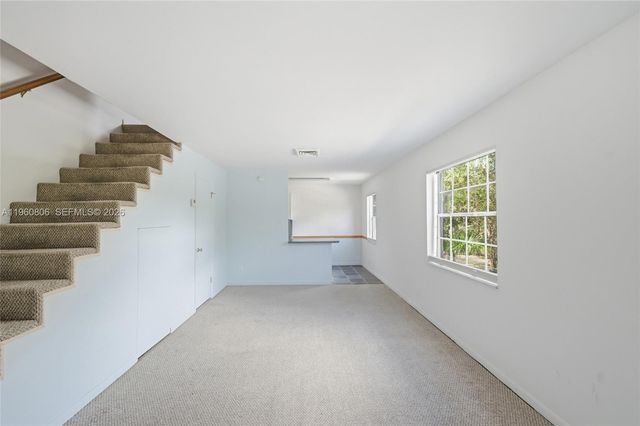 815 NE 28th St 204, Wilton Manors, FL 33334