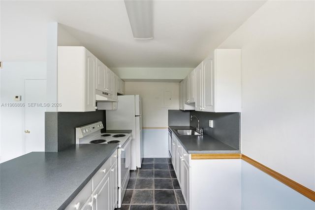 815 NE 28th St 204, Wilton Manors, FL 33334