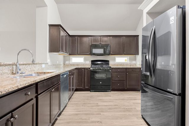 1945 Briar Grove Drive, Conroe, TX 77301