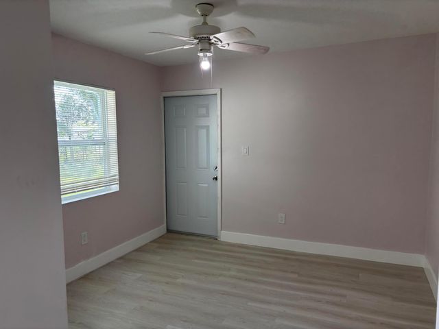 450 SW Eyerly Avenue, Port St. Lucie, Port St Lucie, FL 34983