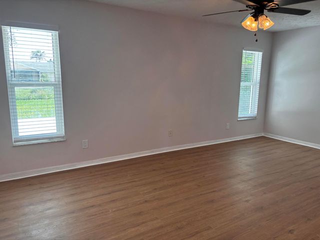 450 SW Eyerly Avenue, Port St. Lucie, Port St Lucie, FL 34983