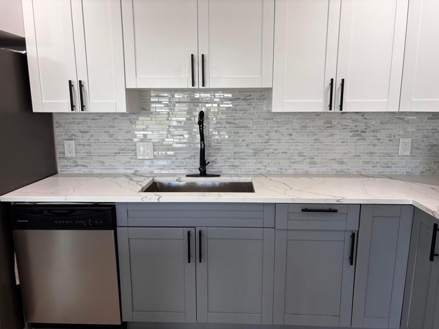 450 SW Eyerly Avenue, Port St. Lucie, Port St Lucie, FL 34983
