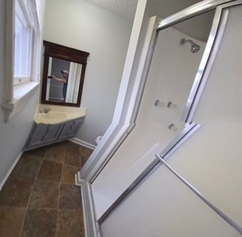 1501 Hillwood Cir, Lafayette, TN 37083