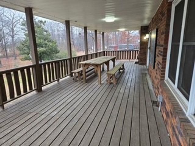 1501 Hillwood Cir, Lafayette, TN 37083