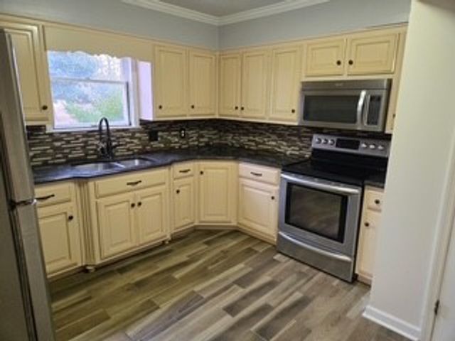 1501 Hillwood Cir, Lafayette, TN 37083