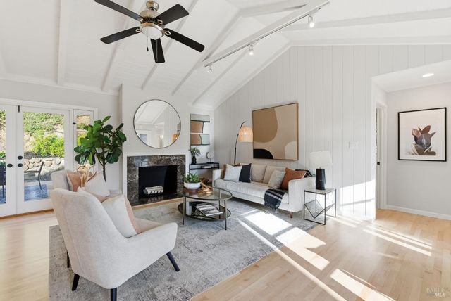 16 Edna Ct, Kentfield, CA 94904