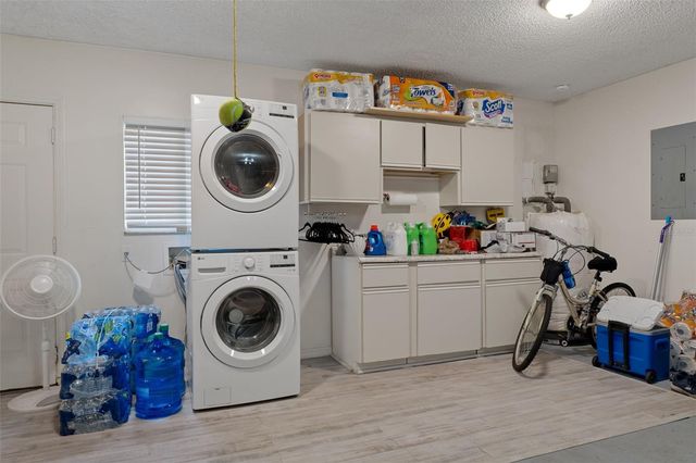 6264 SW 103RD STREET ROAD, Ocala, FL 34476
