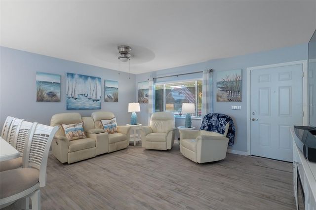 6264 SW 103RD STREET ROAD, Ocala, FL 34476