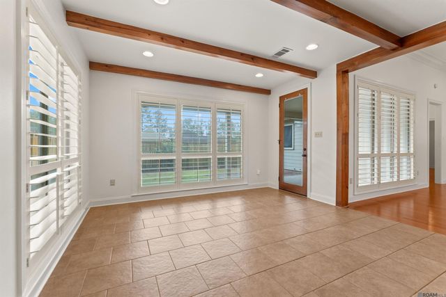 30460 Trace Ln, Walker, LA 70785