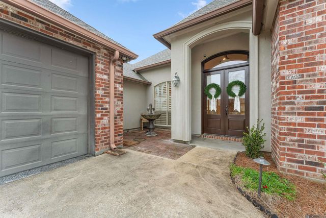 30460 Trace Ln, Walker, LA 70785