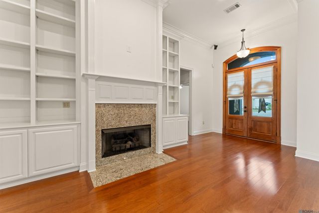 30460 Trace Ln, Walker, LA 70785