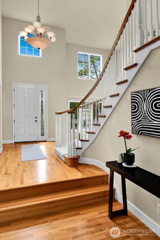323 239th CT SE, Sammamish, WA 98074