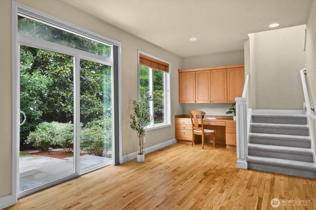 323 239th CT SE, Sammamish, WA 98074