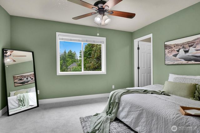 323 239th CT SE, Sammamish, WA 98074