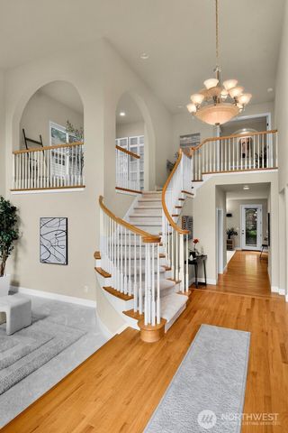 323 239th CT SE, Sammamish, WA 98074