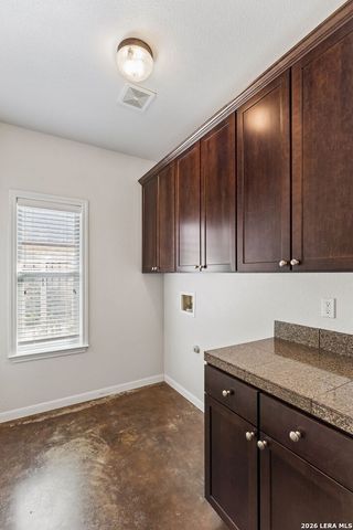 2273 Gruene Lake Dr, New Braunfels, TX 78130