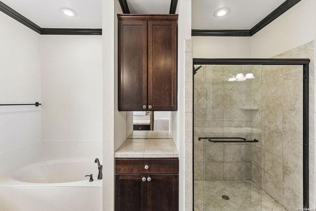 2273 Gruene Lake Dr, New Braunfels, TX 78130