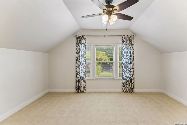 2273 Gruene Lake Dr, New Braunfels, TX 78130