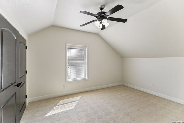 2273 Gruene Lake Dr, New Braunfels, TX 78130