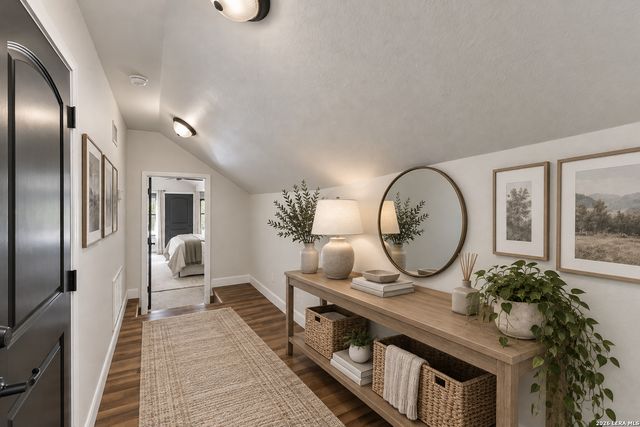 2273 Gruene Lake Dr, New Braunfels, TX 78130