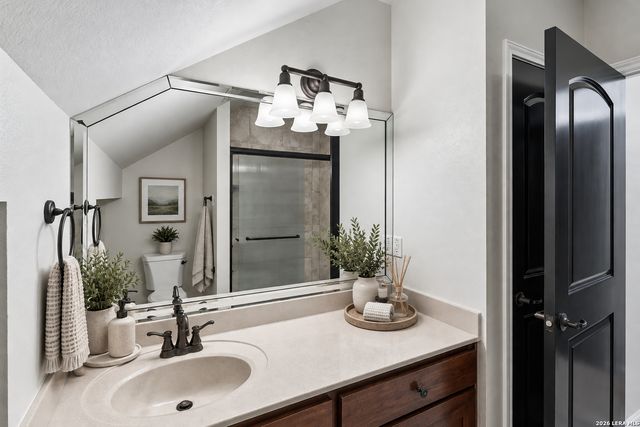 2273 Gruene Lake Dr, New Braunfels, TX 78130