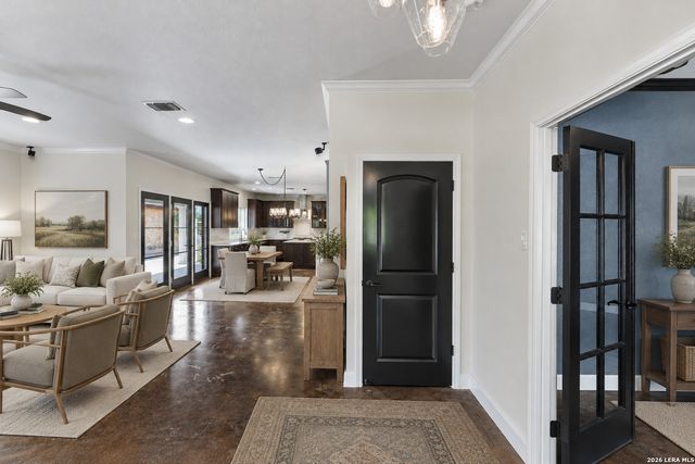2273 Gruene Lake Dr, New Braunfels, TX 78130