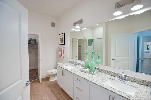 2620 Mall of GA Boulevard C1, Buford, GA 30519