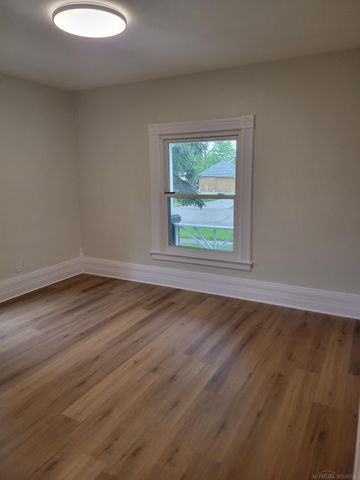 821 Fletcher Street, Owosso, MI 48867