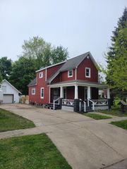 821 Fletcher Street, Owosso, MI 48867