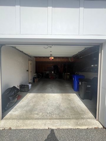 3A Robinson Drive A, Bedford, MA 01730