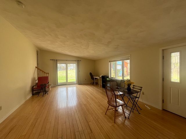 3A Robinson Drive A, Bedford, MA 01730