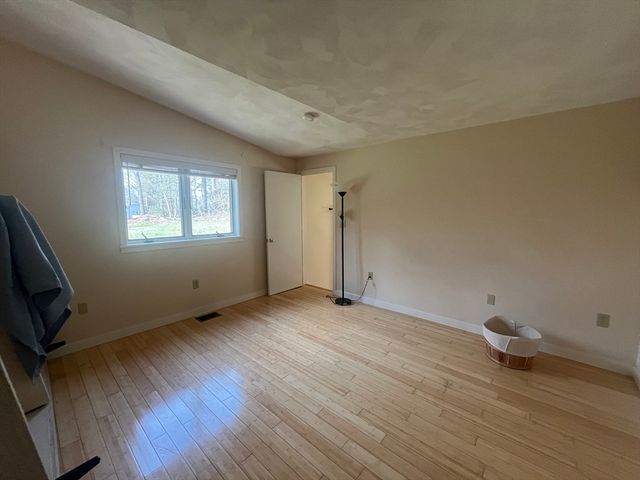 3A Robinson Drive A, Bedford, MA 01730