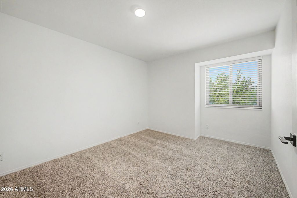 Image 28 of property listing at 3821 E DELTA Avenue, Mesa, AZ 85206