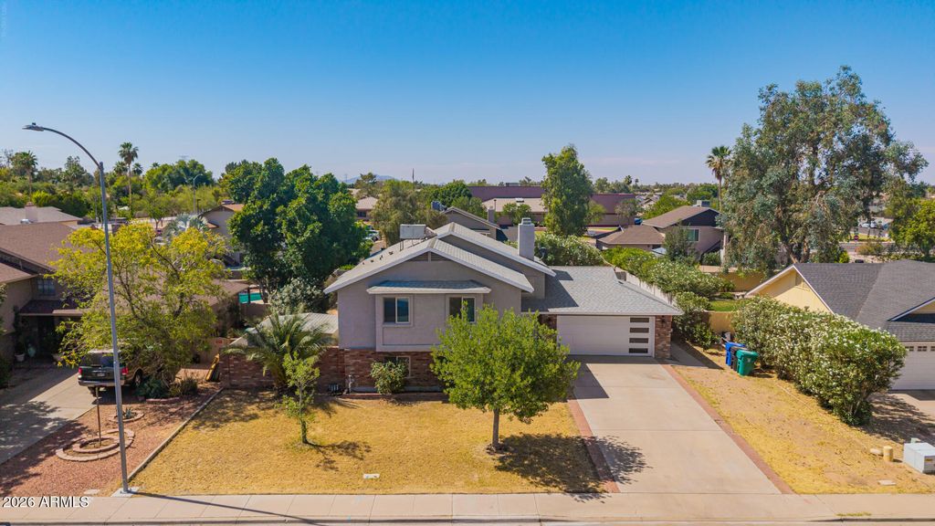 Image 45 of property listing at 3821 E DELTA Avenue, Mesa, AZ 85206
