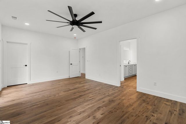 5 Chickamauga Lane, Simpsonville, SC 29681