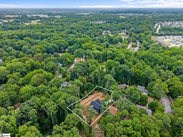 5 Chickamauga Lane, Simpsonville, SC 29681