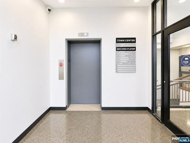 1642 Schlosser Suite 4 - 2nd F, Fort Lee, NJ 07024