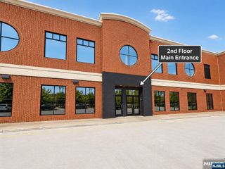1642 Schlosser Suite 4 - 2nd F, Fort Lee, NJ 07024