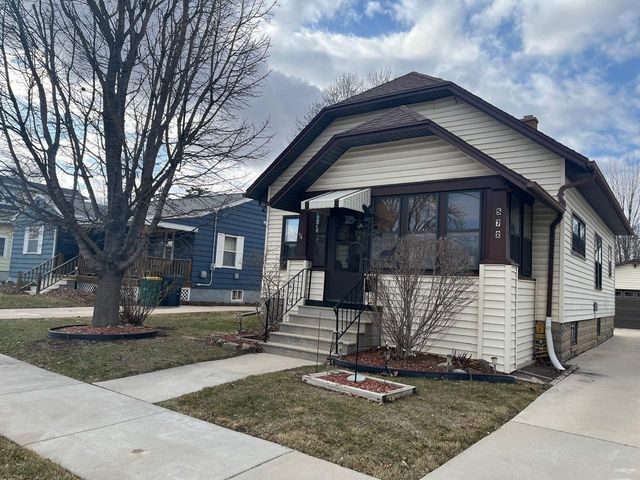 572 S MILITARY ROAD, Fond Du Lac, WI 54935