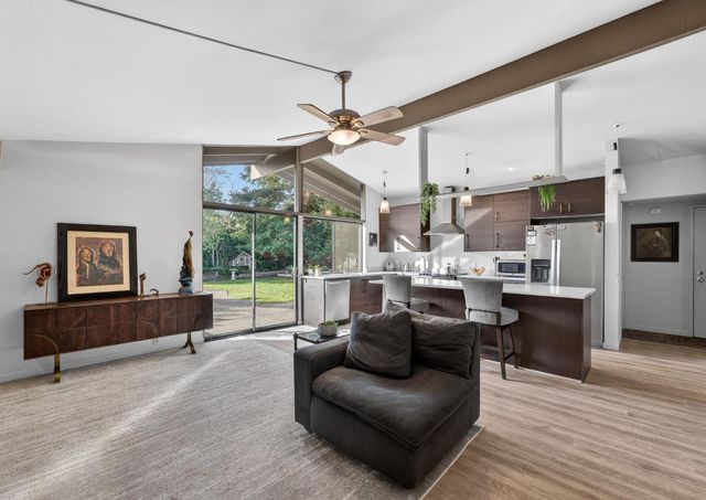 5412 Wildflower Cir, Carmichael, CA 95608