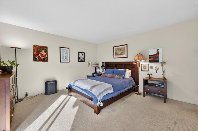 5412 Wildflower Cir, Carmichael, CA 95608