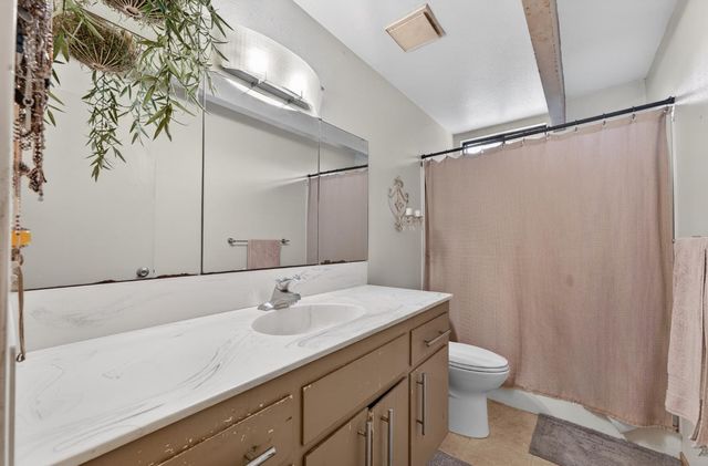 5412 Wildflower Cir, Carmichael, CA 95608