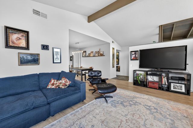 5412 Wildflower Cir, Carmichael, CA 95608